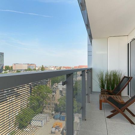 Perfectely Located Stay With Free Parking Poznan Ngoại thất bức ảnh