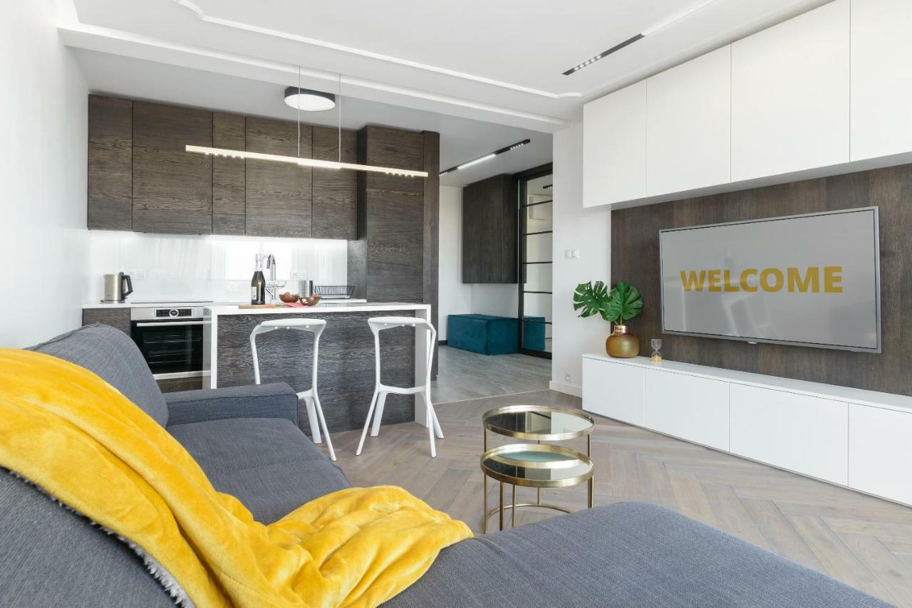 Perfectely Located Stay With Free Parking Poznan Ngoại thất bức ảnh