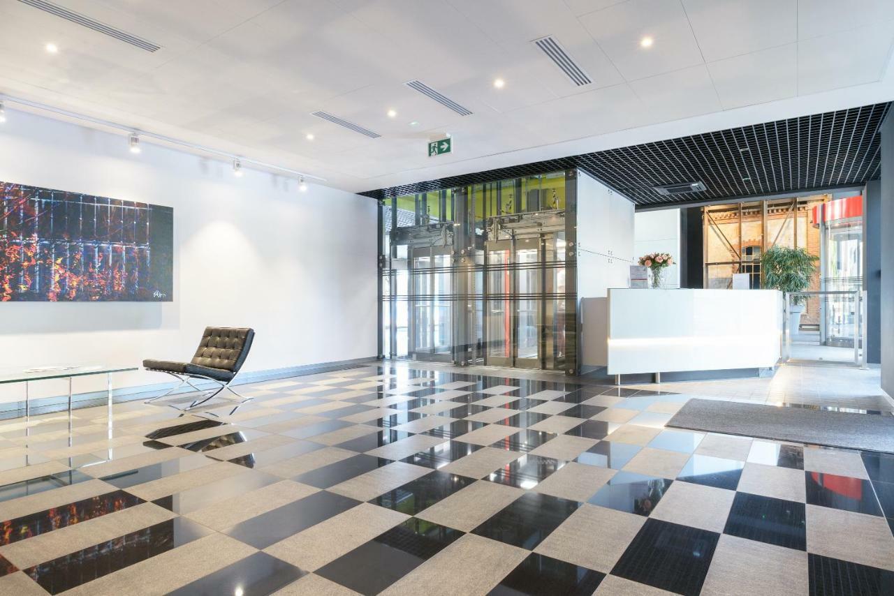 Perfectely Located Stay With Free Parking Poznan Ngoại thất bức ảnh